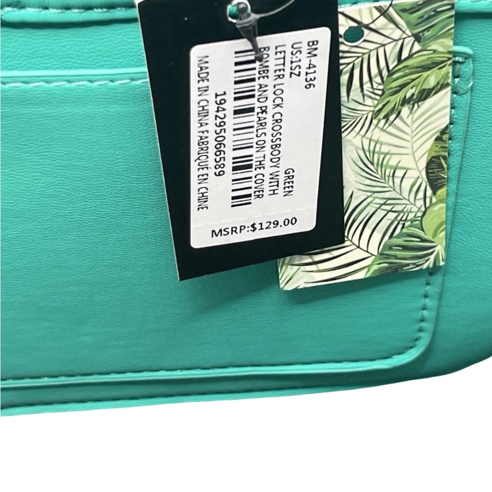 Badgley Mischka Quilted Green & Pearl Handbag - Picture 6 of 11